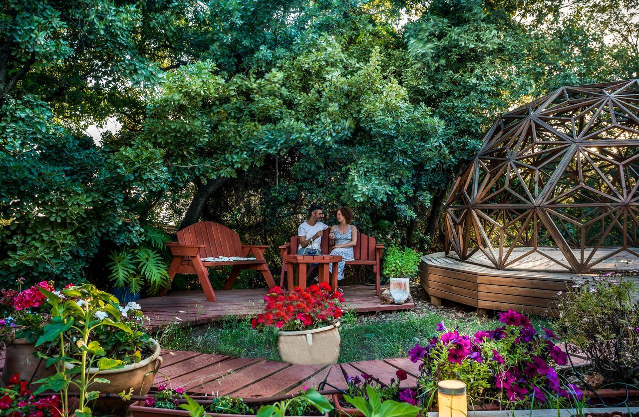 Spa In The Woods - B&B In Amirim Exterior foto